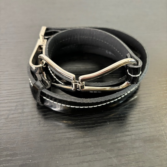 Laura Petites Black Patent Adjustable Belt Size M/L - Adjusts From 25” Up To 40” - Picture 3 of 4